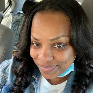 Meet your Posher, Peggy